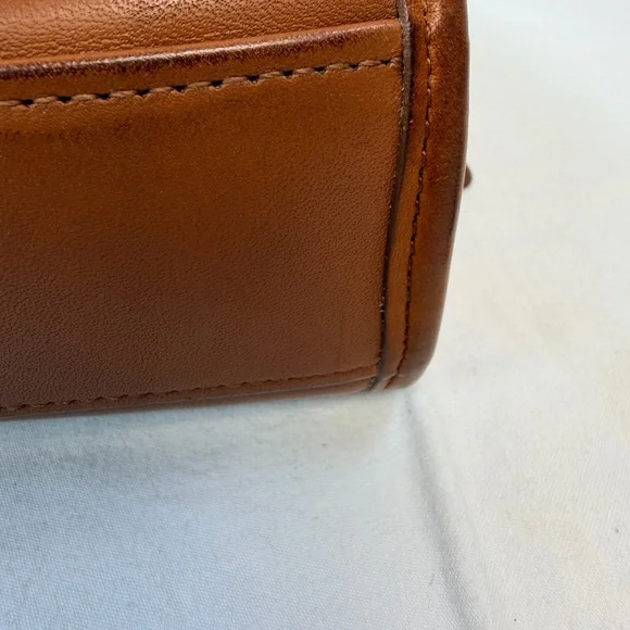 Coach Vintage Court Bag 9870 British Tan Original Hangtag Crossbody USA - Picture 14 of 16